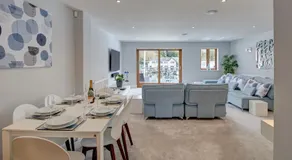 Luxury Townhouse At Windermere Marina Village - Image 2