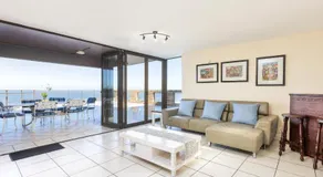 Hansmeyer Hill - 5 Bedroom House - Image 2