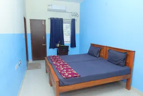 Rathna Inn - Image 2