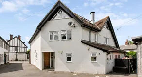 One-bed central retreat in Brockenhurst - Image 4