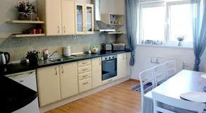 Pine Wood Apartment - Image 3