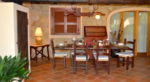 Villa Charlie se trouve à 100 mètres de la plage de Porto Giunco - Image 4
