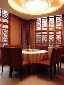 5 Yue Hotel Phoenix Branch - Image 3