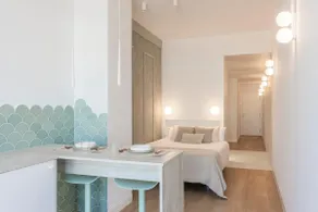 Exclusive beachfront apartment - Image 2