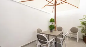 Cruz Cubierta Apartments - Image 4