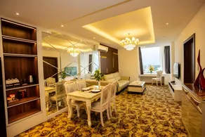 ELIZABETH HOTEL - Image 4