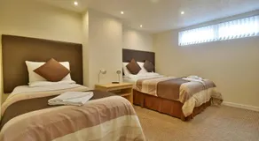Stuart hotel - Image 2