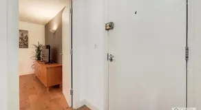 Capital Stay Aldgate - Two bed Apartment - Image 4