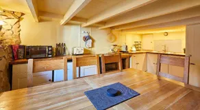 Host & Stay - Ship's Bell - Image 4