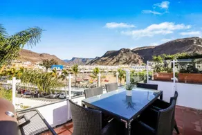 Harbour 374 with private roof terrace in Puerto de Mogan by El Sirocco - Image 3