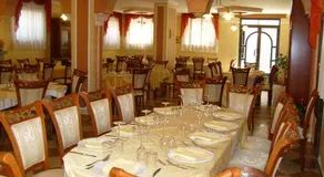 HOTEL RISTORANTE DEGLI AMICI - Image 4