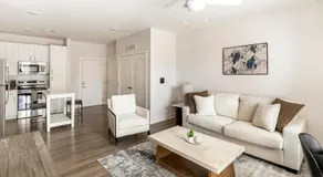Landing Stunning 1BD Pool Yoga Studio - Image 2