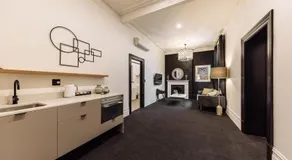 East Brunswick Hotel - Image 2