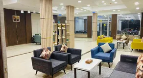 Royal Land Deluxe Suites رويال لاند للأجنحة الفاخرة - Image 3