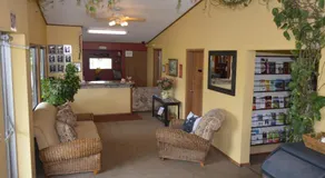 Arbor Inn of Historic Marshall - Image 5