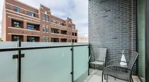 Designer 3BR with Balcony & Elevator on Clark! apts - Image 5