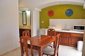 Chac Chi And Suites - Image 2