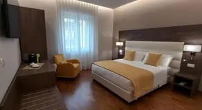 Orchid Luxury Suite - Image 2