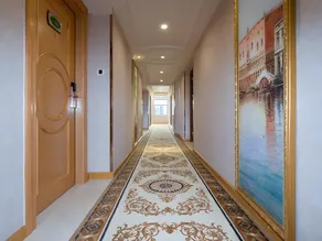 Vienna Hotel Shenzhen Airport Gushu Metro Station - Image 5