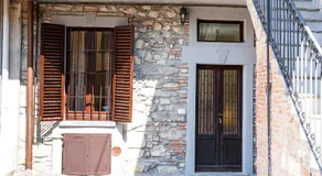 La Corte Rooms and Home Restaurant - free parking - 10 minutes to the lake and centre - Image 5