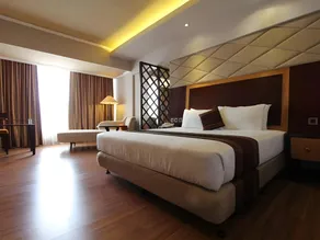 Regent's Park Hotel at Kayutangan Malang - Image 2