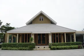 The One Residence Hotel - Image 3