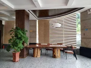 Shenglong Business Hotel - Image 5