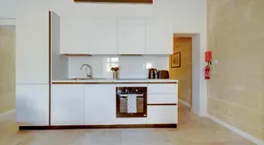 Stylish 2BR Apt in Valletta by Buena Vista - Image 5