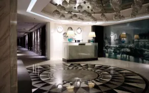 Wuhan Carnival Fashion Hotel - Image 2