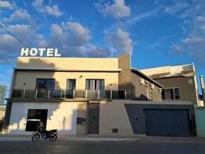 hOTEL CALIFORNIA - Image 3