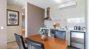 Moonah Links Apartments - Fairway Views, Golf, Hot Springs - Image 4