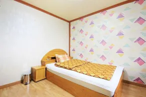 Gochang Royal - Image 1