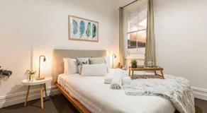 A Carlton Classic - Quaint Inner-City Getaway - Image 2