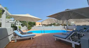Privée Santorini - Image 2