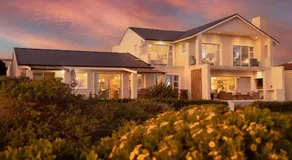 Seapearl Oceanfront Villa and Cottage - Image 5