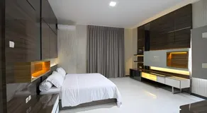 Twin Star Hotel - Image 2