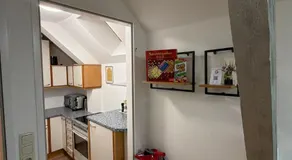 Spacious 80 m2 Apartment I 3 Rooms I Up to 8 Guests I Near Train Station - Image 4