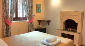 Triantafillies Traditional Hotel - Image 5