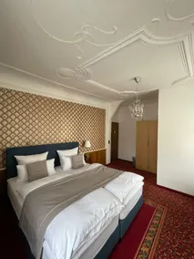 Hotel Garni Ratstube - Image 2