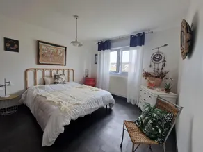 Unusual duplex with garden - Image 1