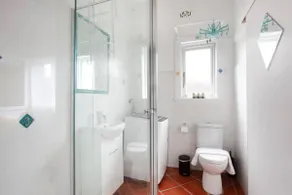 Cozy 1BR Studio Minutes From Bondi Beach! - Image 5