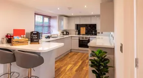 Caer Fedwen Barns Cariad Spacious self catering 3 bed Group Getaway Luxury Cottage with Private Hot Tub - Image 3