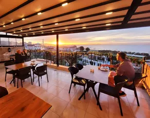 Saruhan Hotel - Image 2
