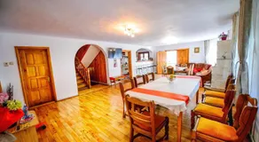 Amandra Chalet - Image 4