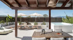Sol Luxury Apartment - close to the beach with a private heated mini pool - Image 2