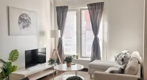 Modern One bedroom with Sauna - Image 2
