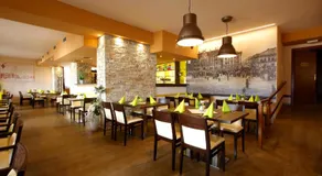 Hotel Classic - Image 3