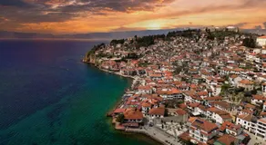 White Blue Ohrid - Free Parking Balcony near Lake and Old Town Apartments - Image 3