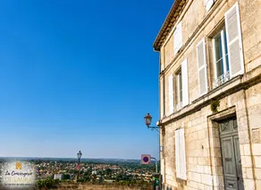 Joli T2 centre ville avec cour, climatisation et fibre - Image 3