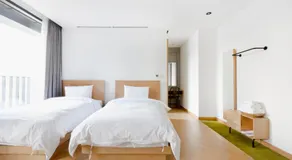 Handpicked Hotel & Collections - Image 2